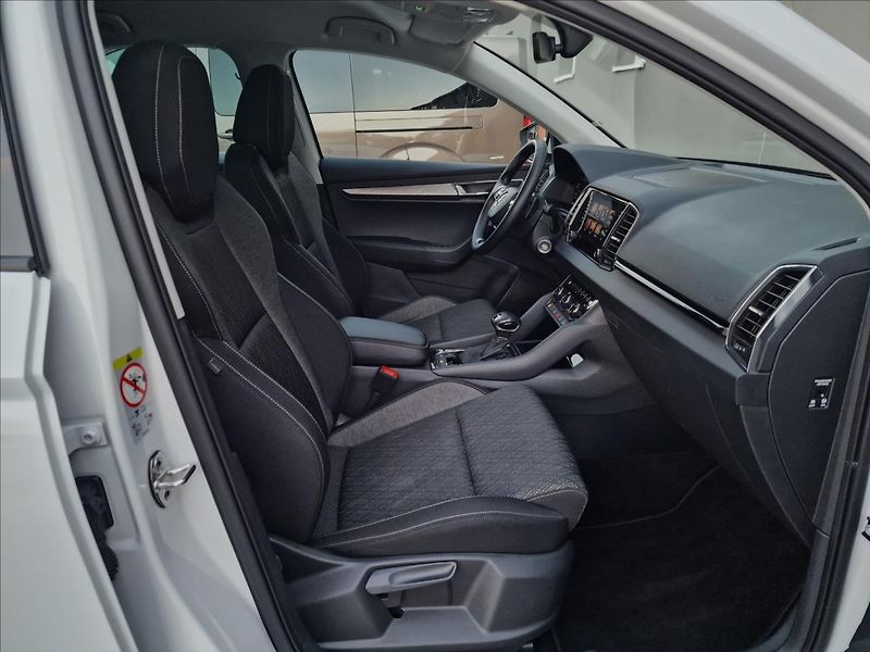 Škoda Karoq 2.0 TDI Style DSG,ČR,1.Maj - fotka 14 z 50