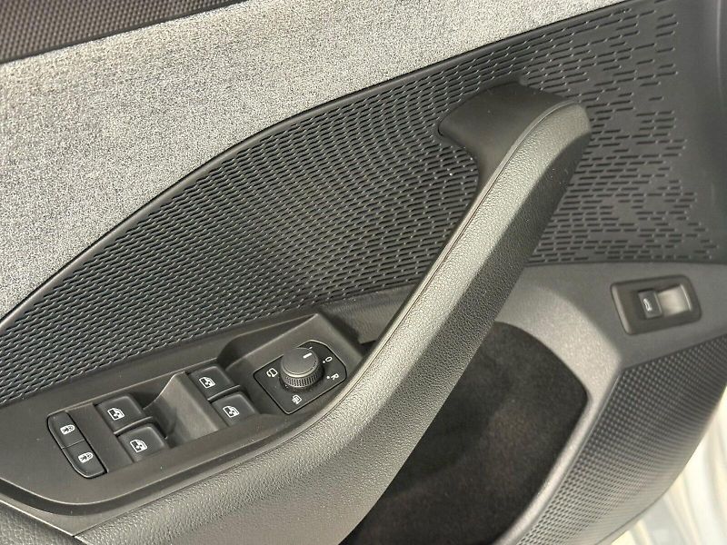 Škoda Octavia (2024) TOP SELECTION 2.0TDI 110KW DSG - fotka 14 z 37