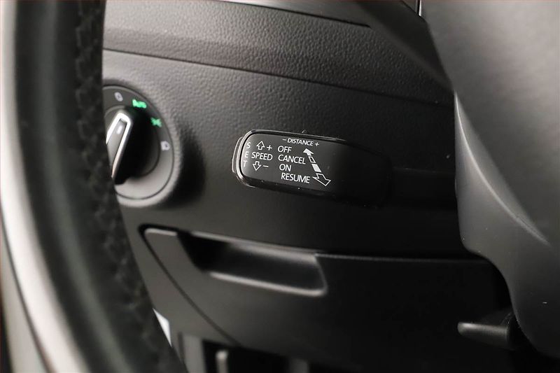 Škoda Superb (2016) Style 2.0 TDI, Navi, Bi-Xenony - fotka 12 z 19