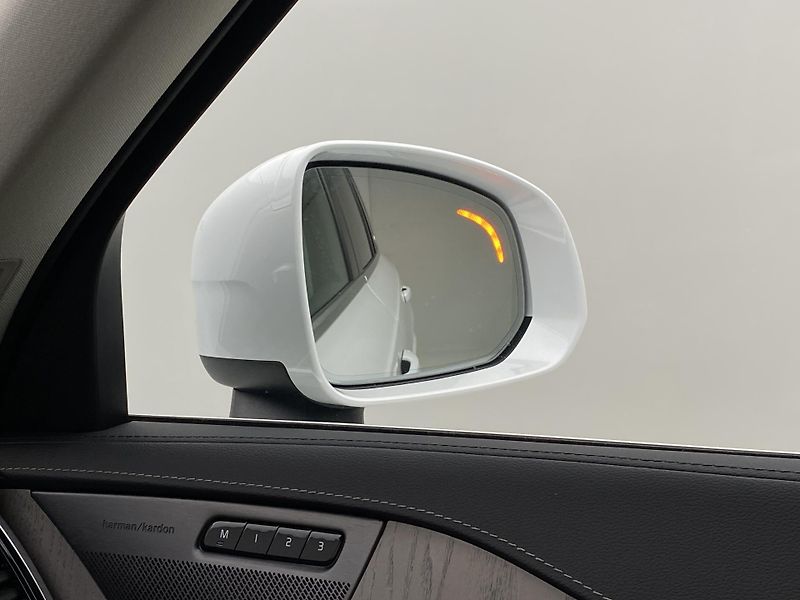Volvo XC90 B5 AWD BRIGHT PLUS AUT CZ 7m - fotka 37 z 62