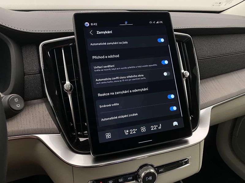 Volvo XC90 (2026) B5 AWD AUT BRIGHT PLUS 7míst - fotka 58 z 70