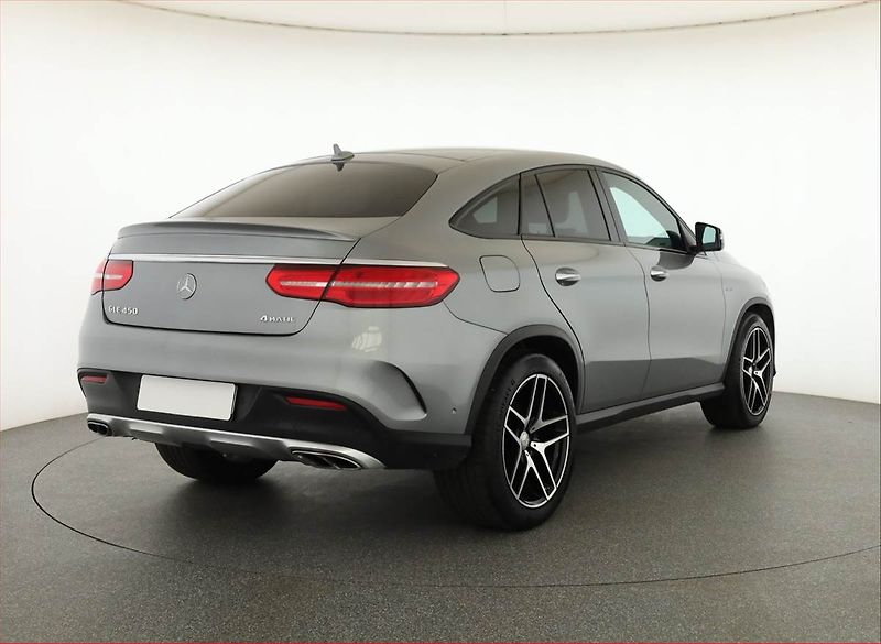 Mercedes-Benz GLE (2016) AMG line 450 4MATIC - fotka 5 z 18