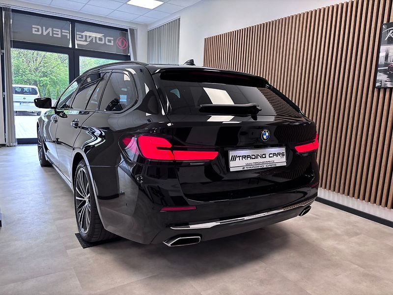 BMW Řada 5 XDRIVE TOURING - fotka 6 z 30