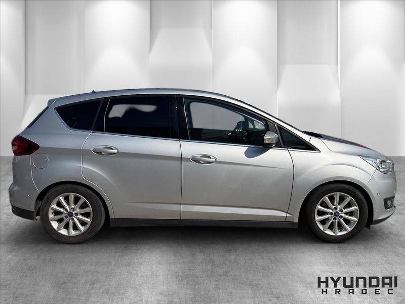 Ford C-MAX 1,5 TDCi 88kW Titanium - fotka 4 z 20