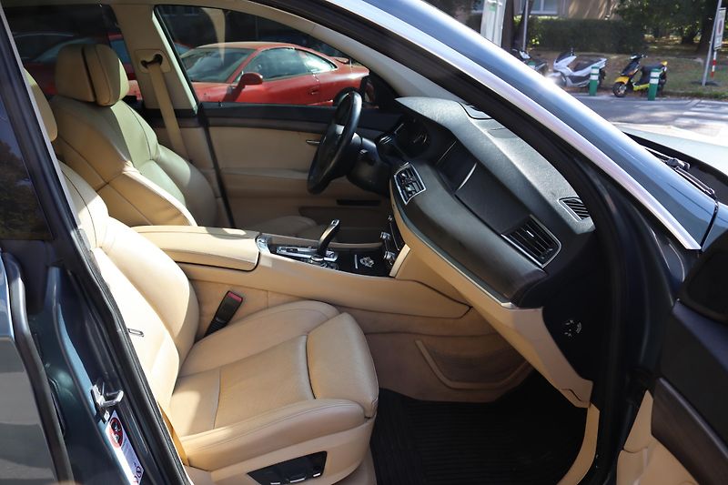 BMW Řada 5 535D GT XDRIVE F07 DPH - fotka 43 z 50