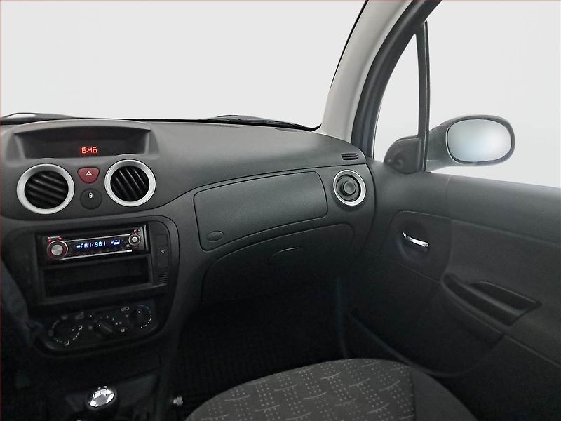 Citroën C3 (2007) 1.1 i, ČR,1.maj, po STK - fotka 8 z 15
