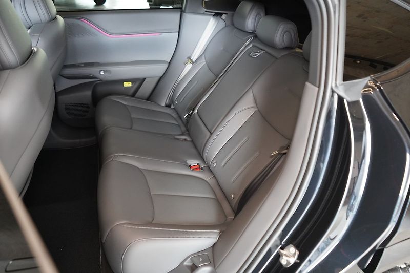 Xpeng G6 (2026) AWD Performance - 487 HP !!! - fotka 24 z 52