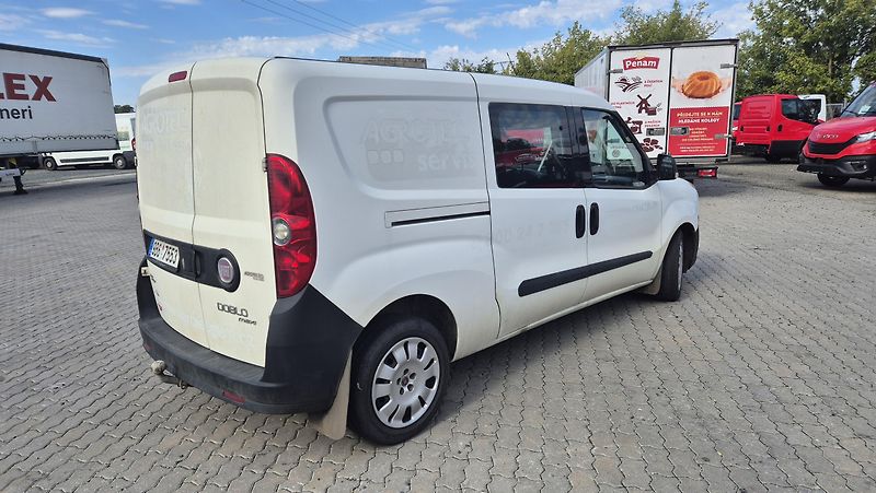 Fiat Dobló cargo (2014) Combi 2.0 JTD - fotka 3 z 8