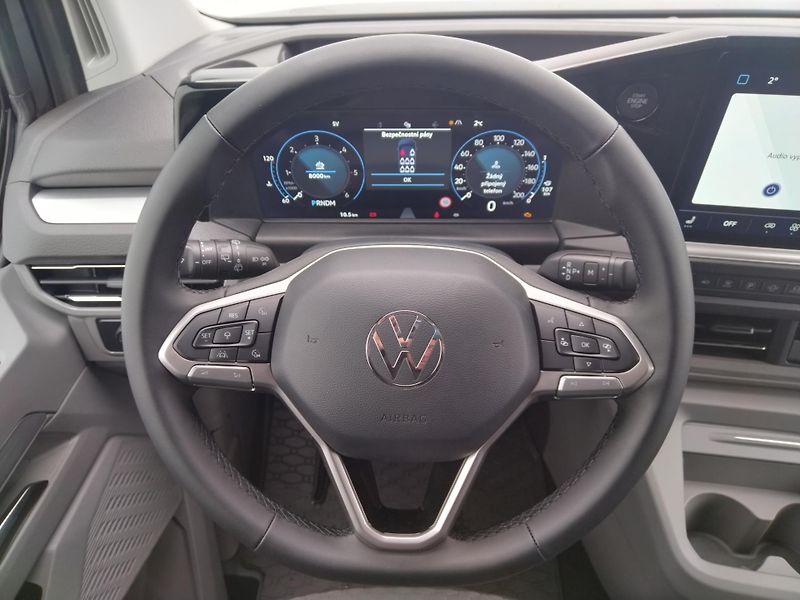 Volkswagen Caravelle Life 2,0 TDI DR 4MOTION 8AUTOM - fotka 14 z 27
