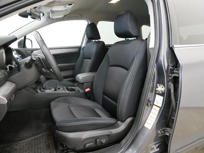 Subaru Outback - fotka 6 z 6