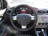 Ford Focus 1,6 74kW Combi - náhled 12