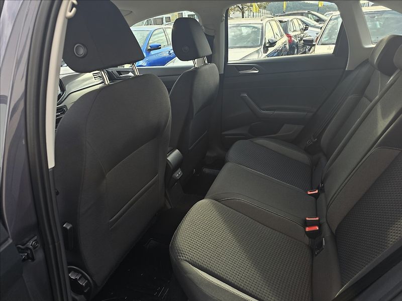 Volkswagen Taigo 1,0 TSi 70KW Life NAVI STK DPH - fotka 24 z 41