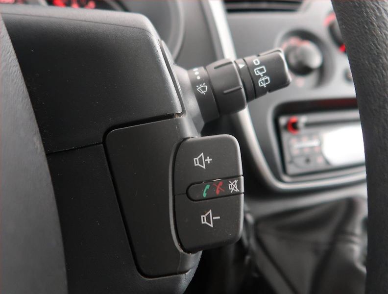 Renault Kangoo (2021) 1.5 dCi, 5Míst, ČR, 1Maj, DPH - fotka 18 z 19