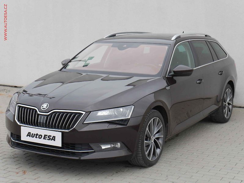 Škoda Superb (2017) 1.6TDi, Style, DSG, bixen - fotka 3 z 21