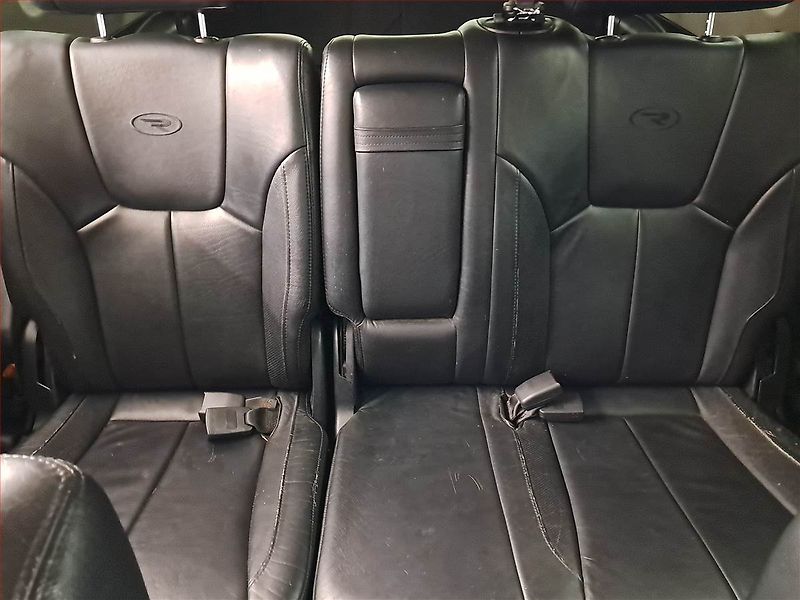SsangYong Rexton (2005) 2.7 XDi, Automat, 7 míst - fotka 10 z 16
