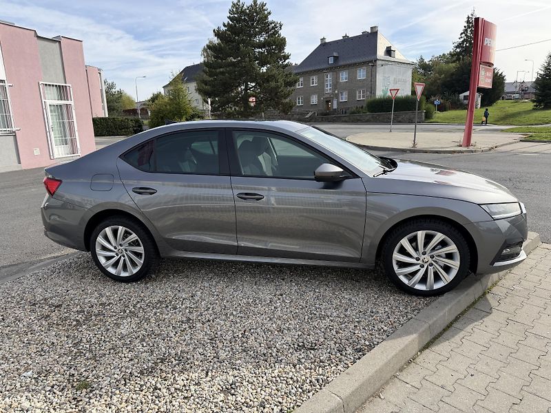 Škoda Octavia IV 2,0 TDi - Ambition PLUS - fotka 8 z 86