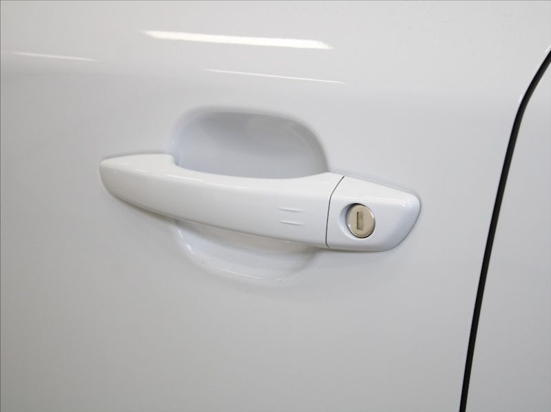 Peugeot 2008 1,2 Hybrid GT Alcant.NOVÝ VŮZ - fotka 25 z 26