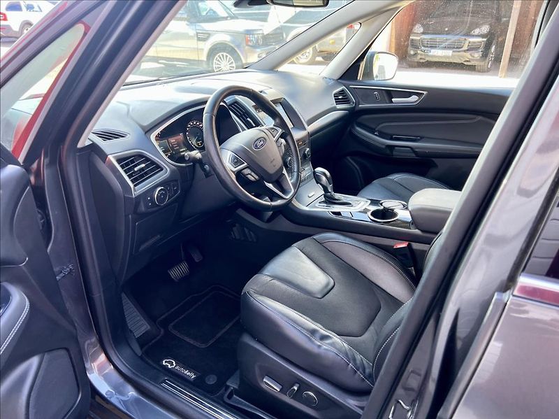 Ford Galaxy 2,0 TDCi  TITANIUM 7-míst záru - fotka 11 z 48