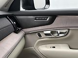 Volvo XC90 (2026) B5 AWD AUT DARK PLUS 7 míst - náhled 19