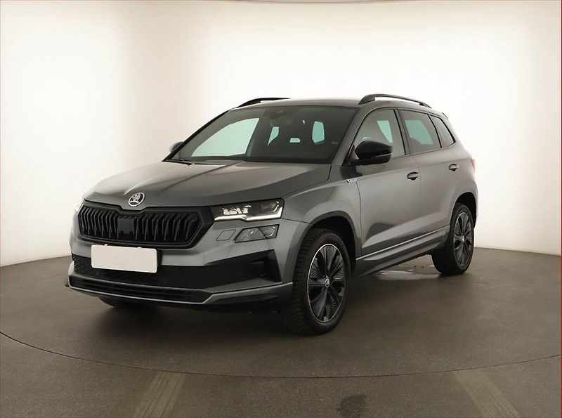 Škoda Karoq (2023) Sportline 2.0 TDI - fotka 2 z 17