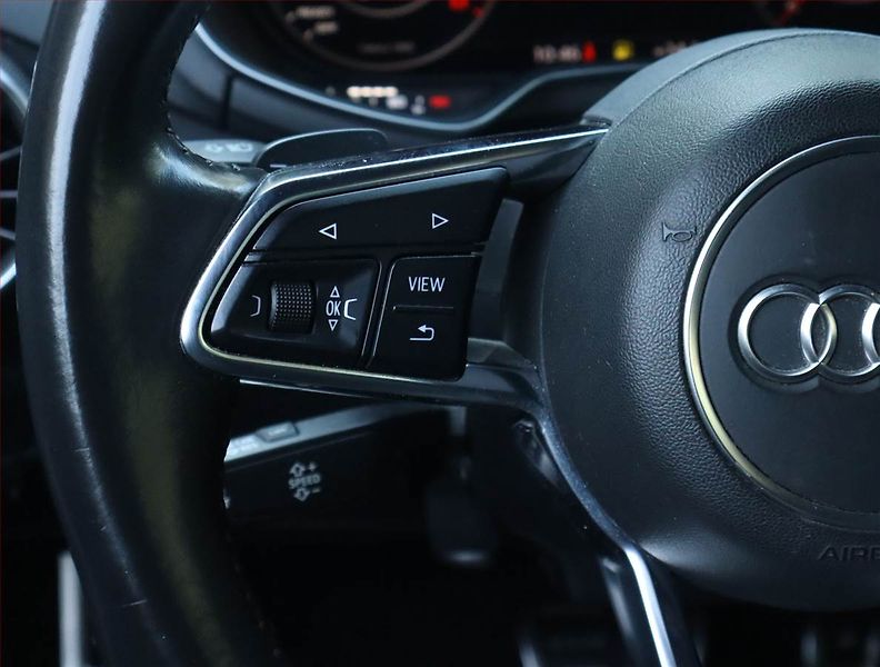 Audi TT (2014) 2.0 TFSI - fotka 22 z 23