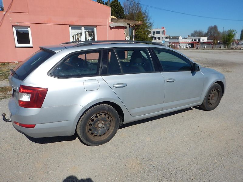 Škoda Octavia III 1.6 TDi 81 kw tažné - fotka 4 z 14