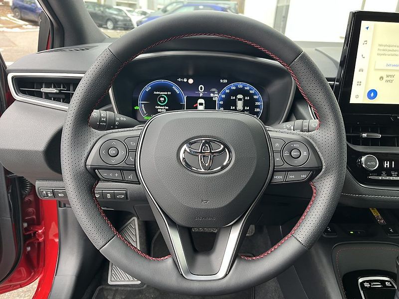 Toyota Corolla 2.0 hybrid GR SPORT - fotka 13 z 28