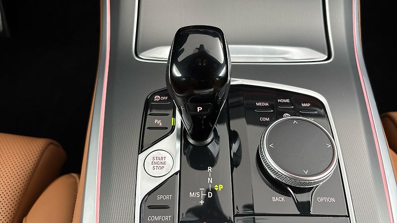 BMW X5 30d AUT xDrive M-paket - fotka 26 z 29