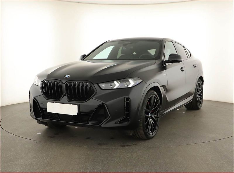 BMW X6 (2025) xDrive30d - fotka 2 z 21