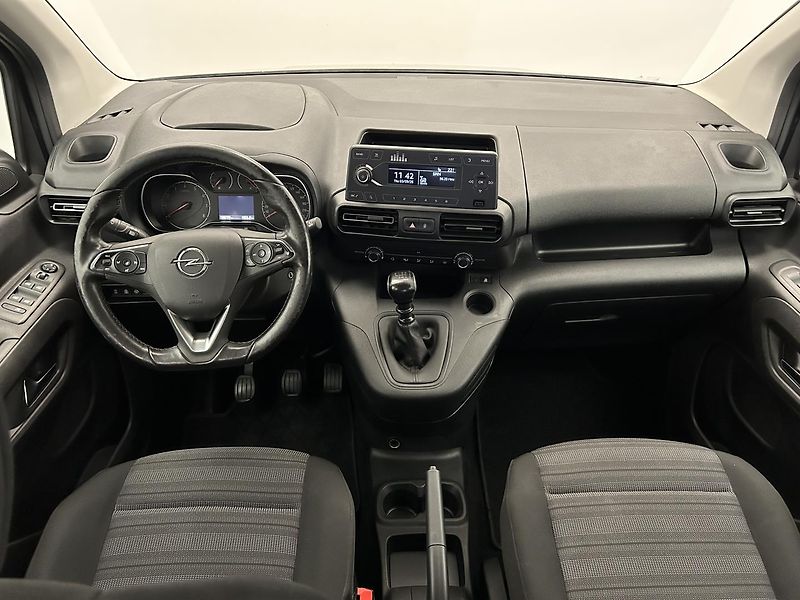 Opel Combo 1.2  Enjoy - fotka 5 z 23