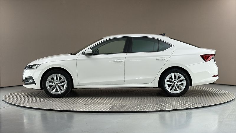 Škoda Octavia 2.0 TDI Style - fotka 4 z 27