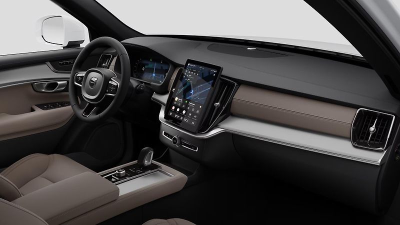 Volvo XC90 (2026) B5 AWD AUT CORE 7míst - fotka 3 z 12