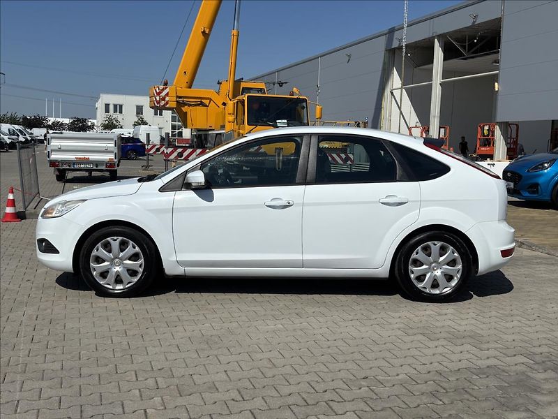 Ford Focus 1,6 Duratec Ti-VCT 74kW Trend - fotka 2 z 20