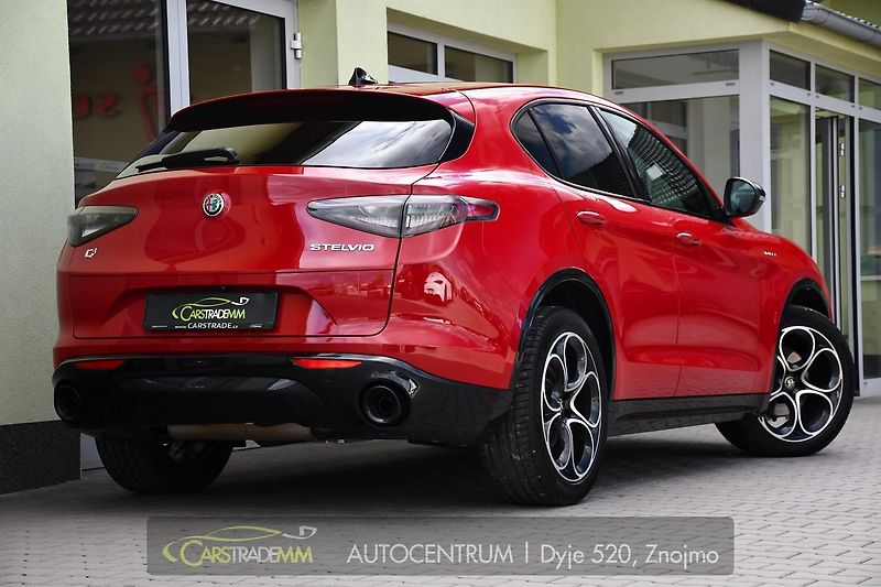 Alfa Romeo Stelvio 2.0T 16V 206kW VELOCE AT8 Q4 - fotka 6 z 50