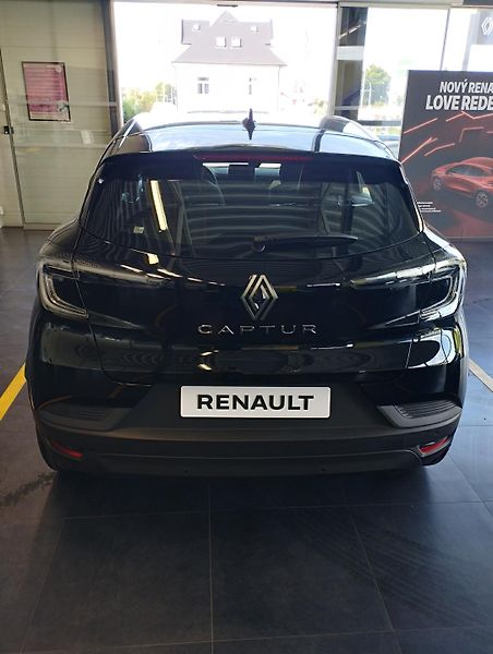 Renault Captur evolution TCe 115 - fotka 3 z 5