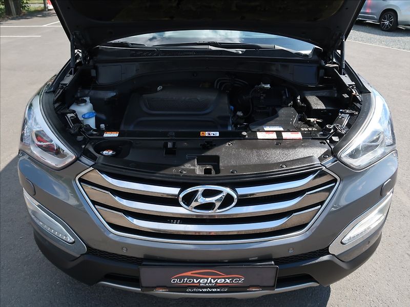 Hyundai Santa Fe 2,2 CRDi,145kW,NovéČR,Premium - fotka 25 z 37