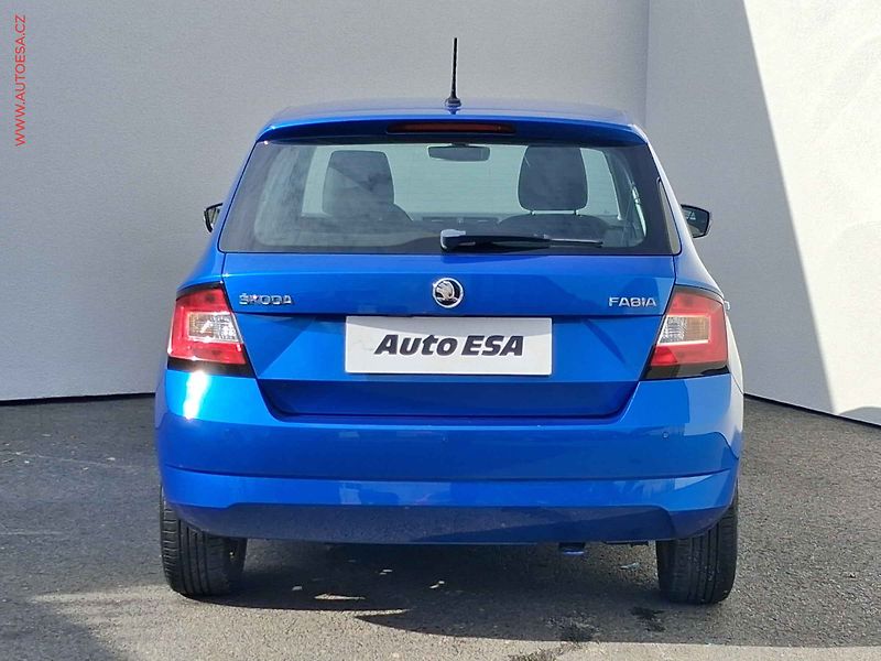 Škoda Fabia (2015) 1.2 TSi, Style, +kola - fotka 5 z 17