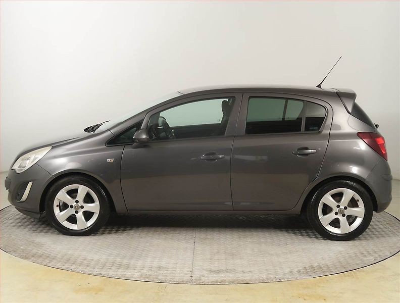 Opel Corsa (2011) 1.2, ČR,1.maj, Serv.kniha - fotka 3 z 16