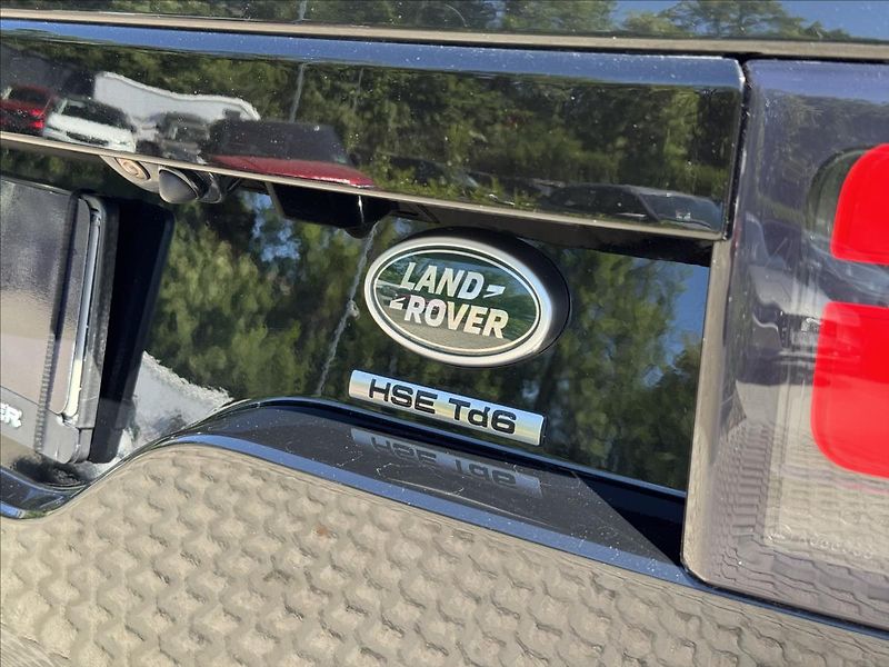 Land Rover Discovery 3,0 TDV6 HSE AWD ČR DPH - fotka 32 z 34