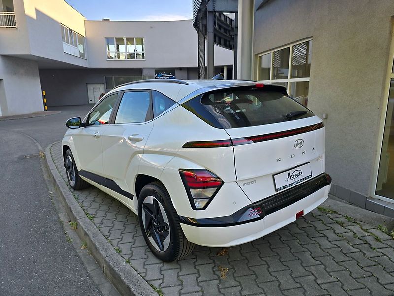 Hyundai Kona (2026) 64.8kwh Smart Range Clima - fotka 3 z 25