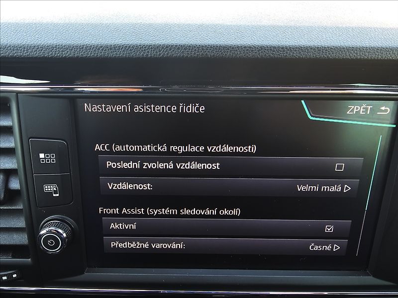 Seat Leon 1,5TSi 110KW  DSG FR ST TZ - fotka 24 z 46