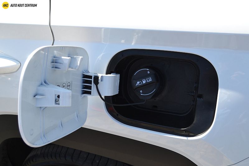 Hyundai Tucson 1,6 T-GDI PHEV 4WD AT 20 YEARS - fotka 34 z 75