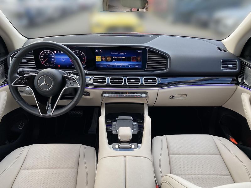Mercedes-Benz GLE GLE 300 d 4MATIC AMG - fotka 9 z 28