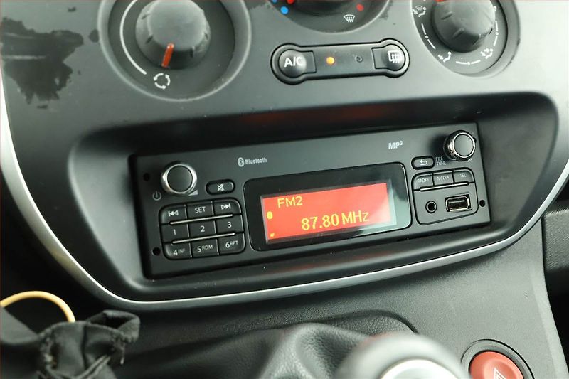 Renault Kangoo (2018) 1.5 dCi, 5Míst, ČR, DPH - fotka 8 z 12