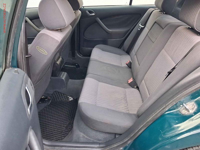 Škoda Octavia (2001) 1.9TDi, ČR, AC - fotka 10 z 15