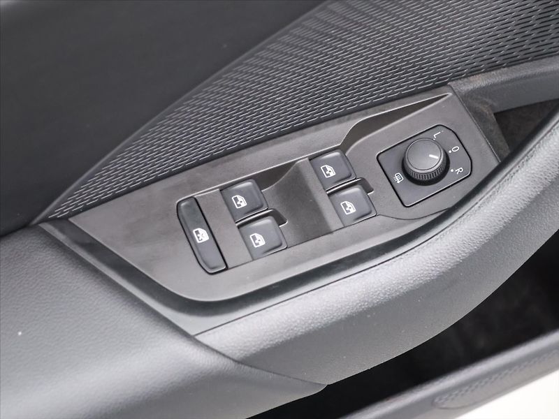 Škoda Octavia 2,0 TDI 110kW 4x4 DSG DPH CZ - fotka 16 z 32
