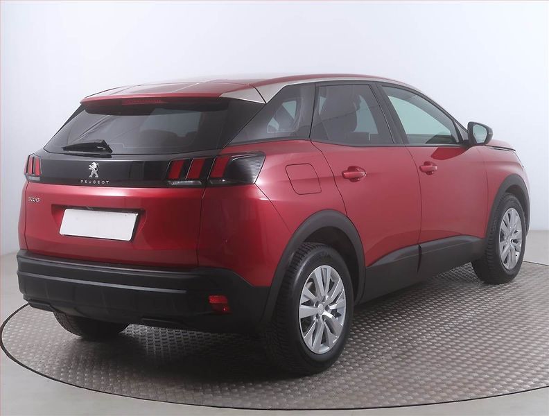 Peugeot 3008 (2023) Active Pack 1.2 PureTech - fotka 5 z 17