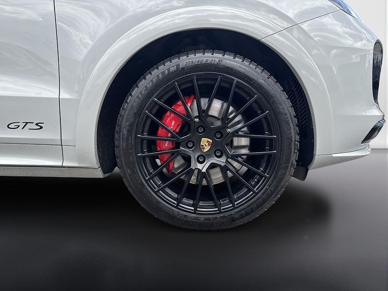 Porsche Cayenne GTS - fotka 14 z 23