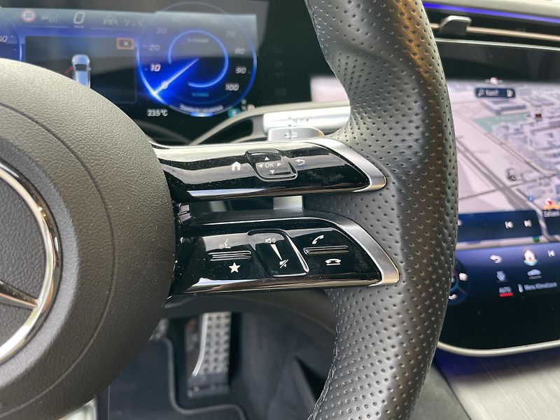 Mercedes-Benz EQS 580 4Matic AMG - fotka 30 z 41