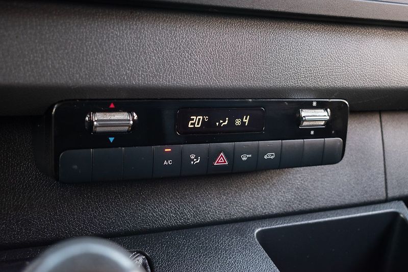 Mercedes-Benz Sprinter 311 CDI L2H2 *PO SERVISE*DPH* - fotka 20 z 26